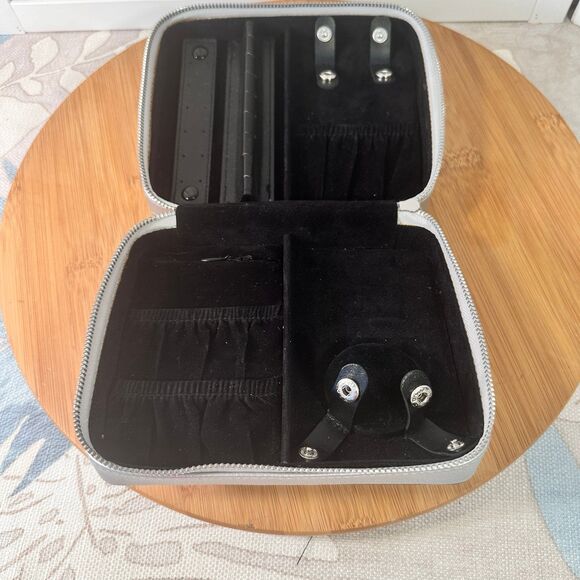 Pandora Jewelry Box - Picture 5 of 9